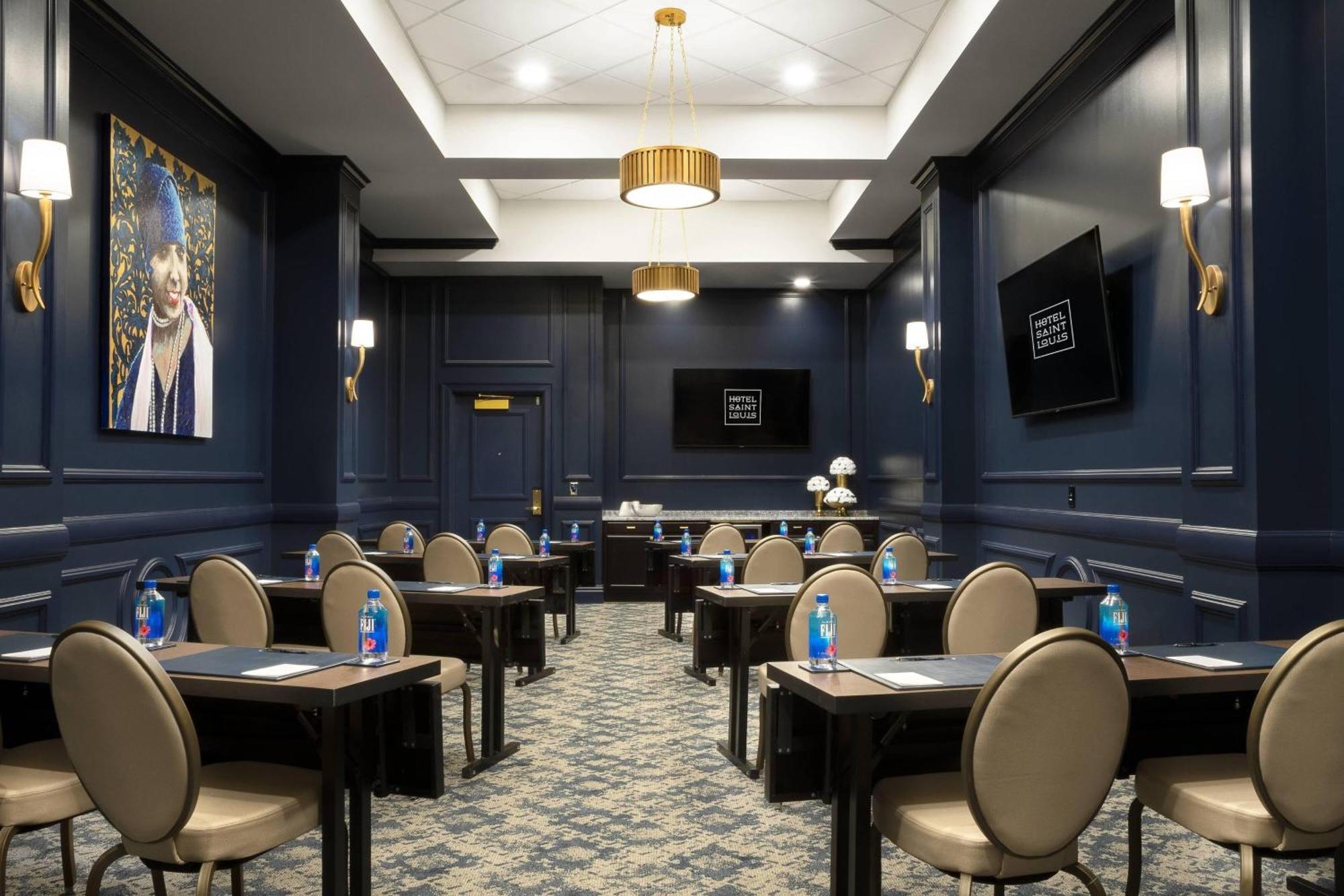 Hotel Saint Louis, Autograph Collection Екстер'єр фото