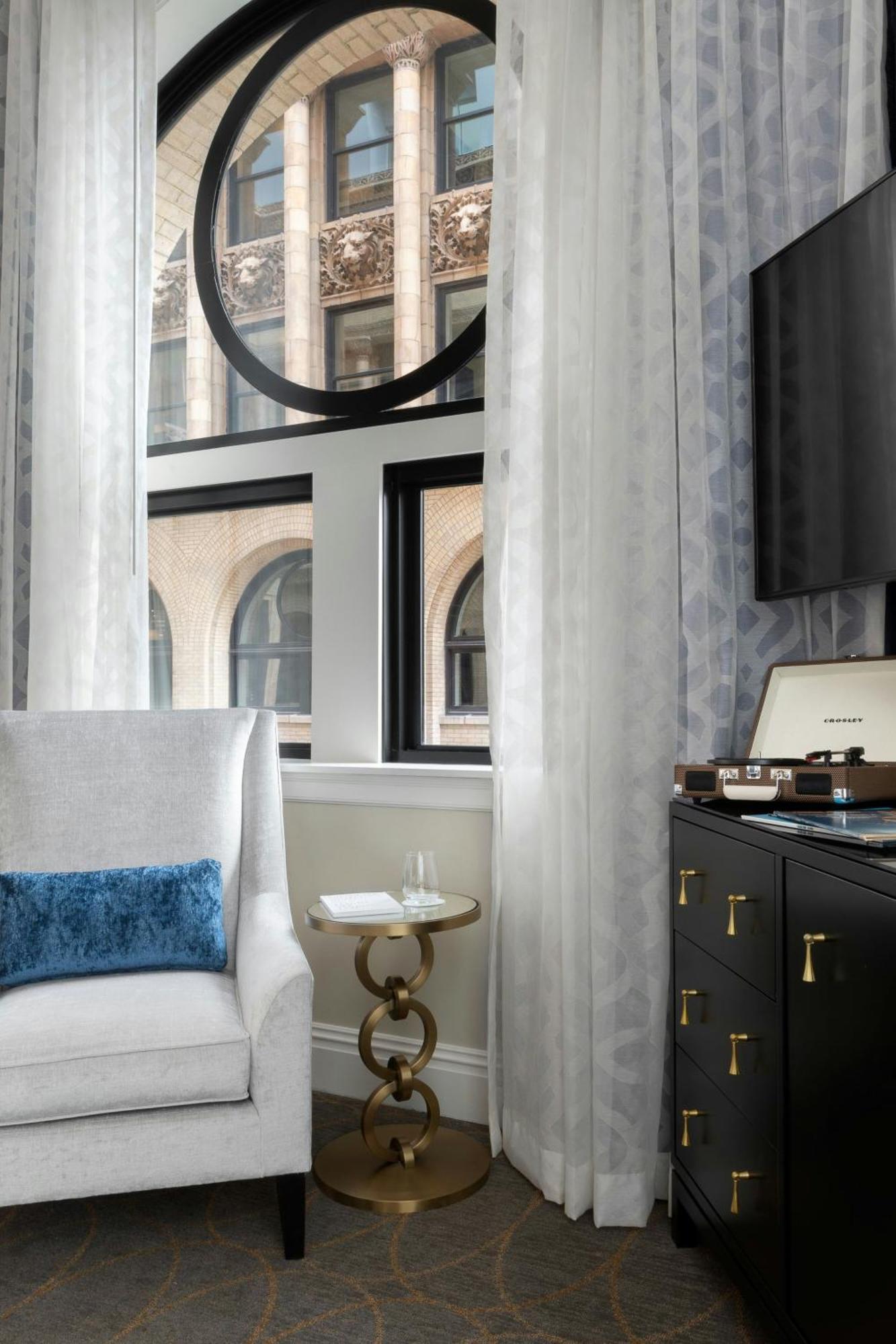 Hotel Saint Louis, Autograph Collection Екстер'єр фото